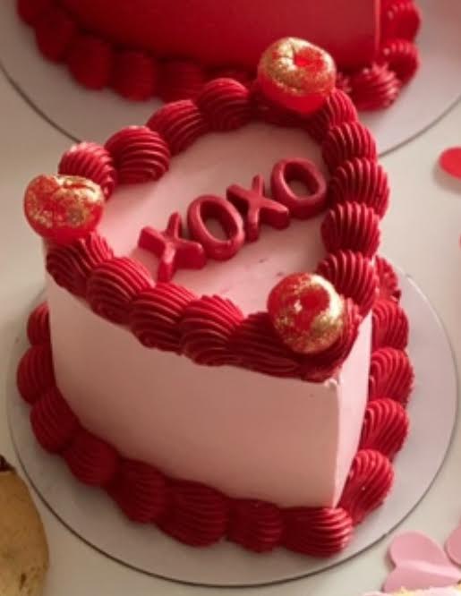 Valentine's Day Bloom & Bite Box