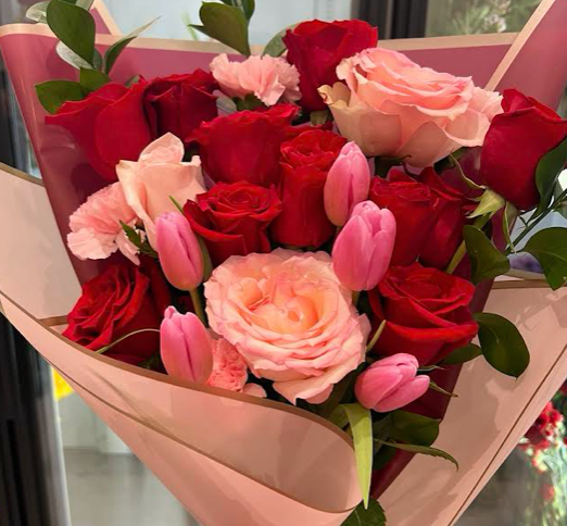 Tulip & Rose Reverie