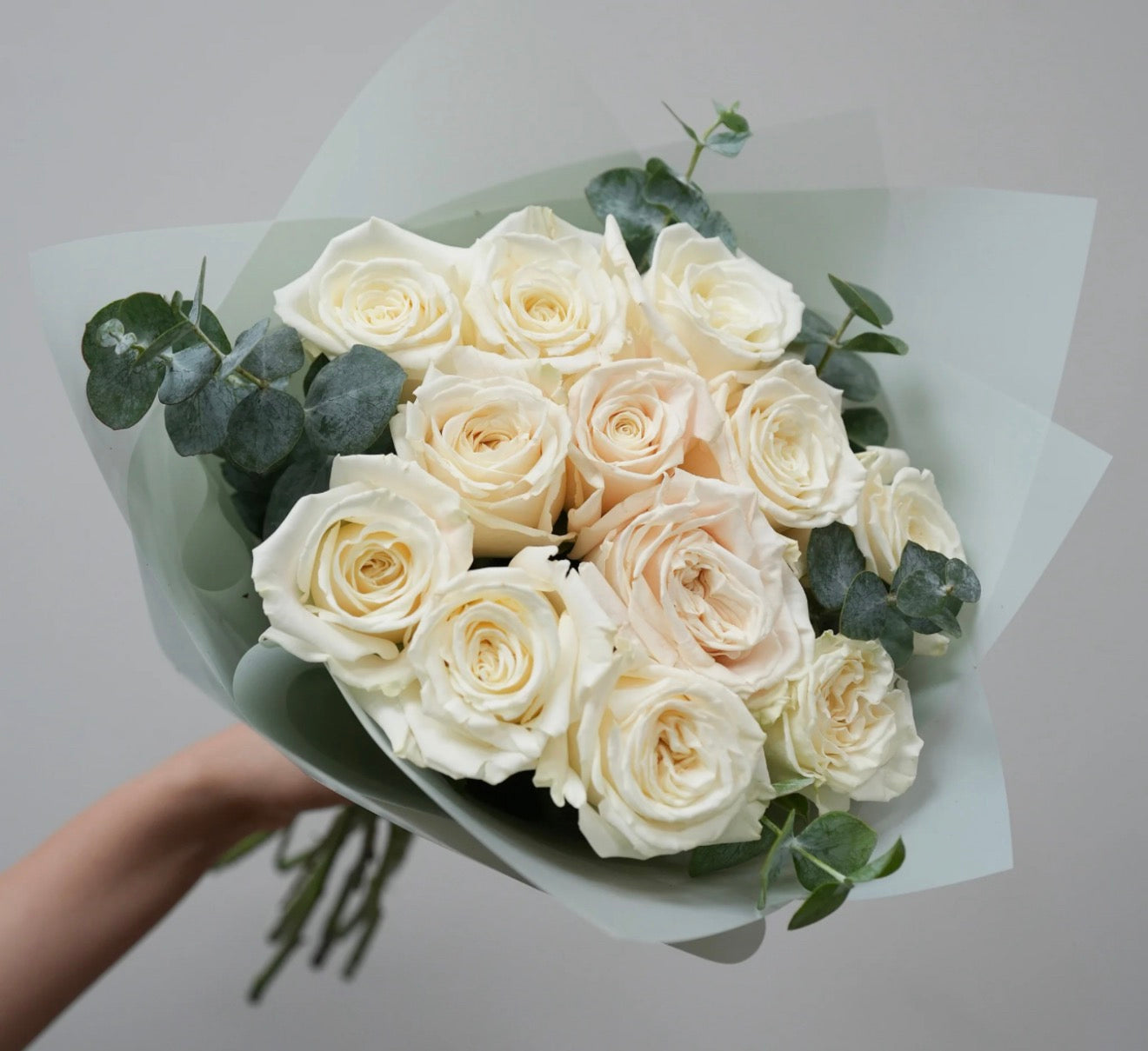 Valentine’s Pure Elegance Bouquet