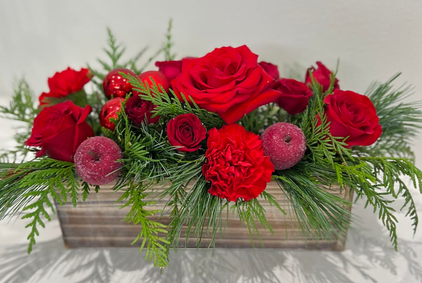 Rose Holiday Centrepiece